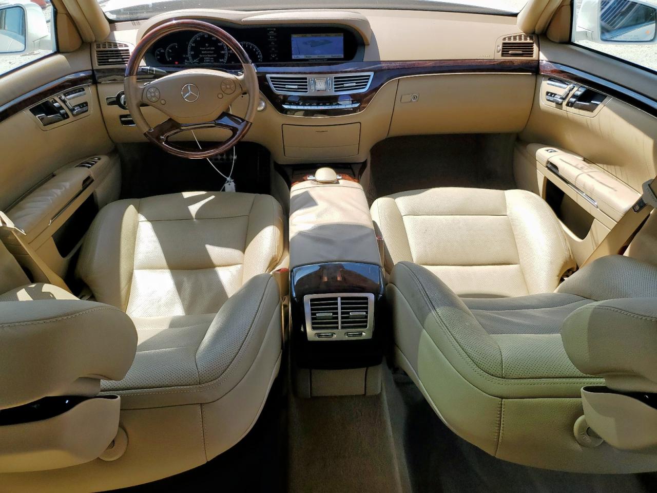 MERCEDES-BENZ S-CLASS 550