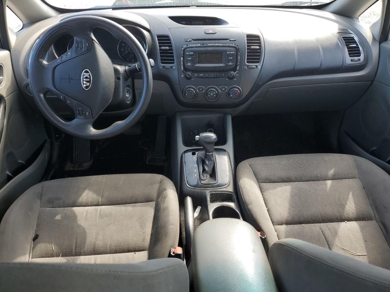 Lot #3310346952 2017 KIA FORTE LX