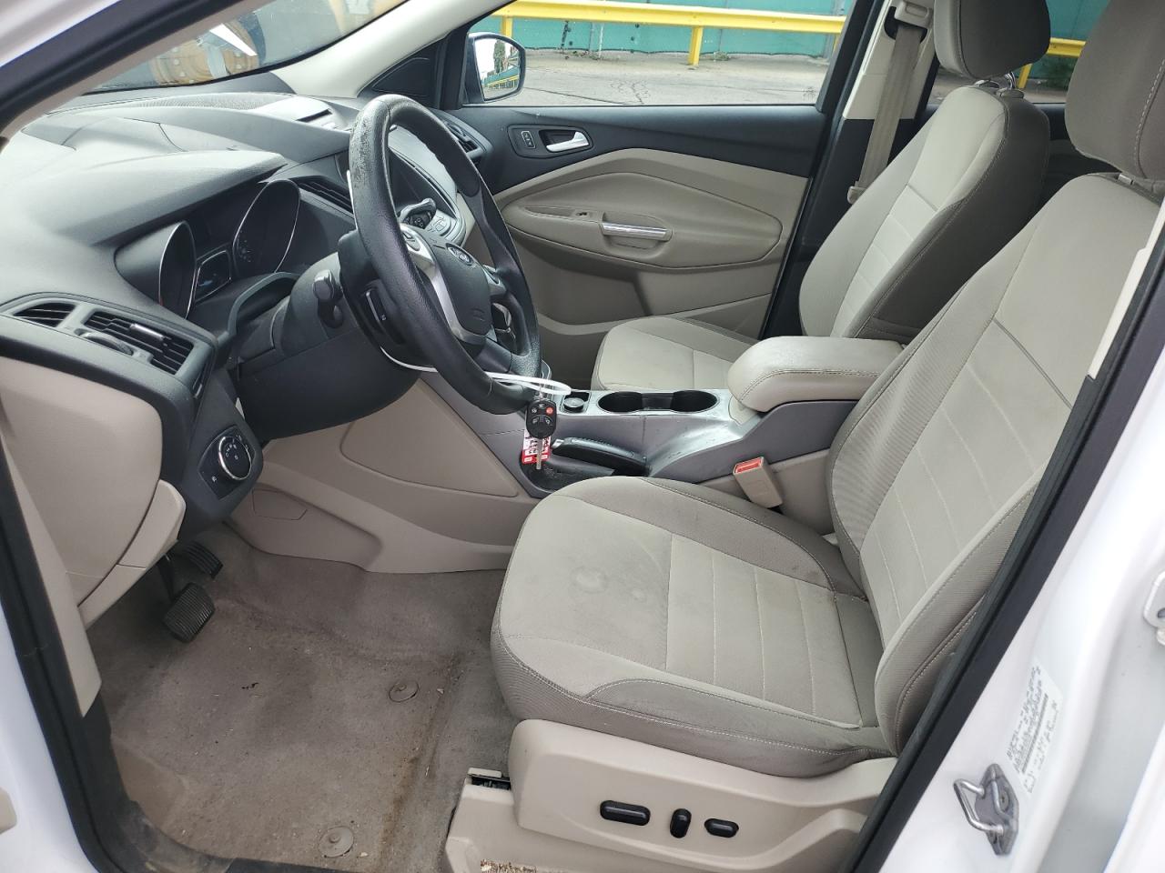 FORD ESCAPE SE