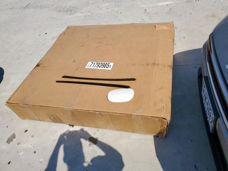 2021 PORSCHE MACAN WP1AA2A56MLB07581