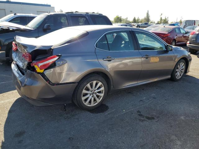 2018 TOYOTA CAMRY L 4T1B11HK5JU056040