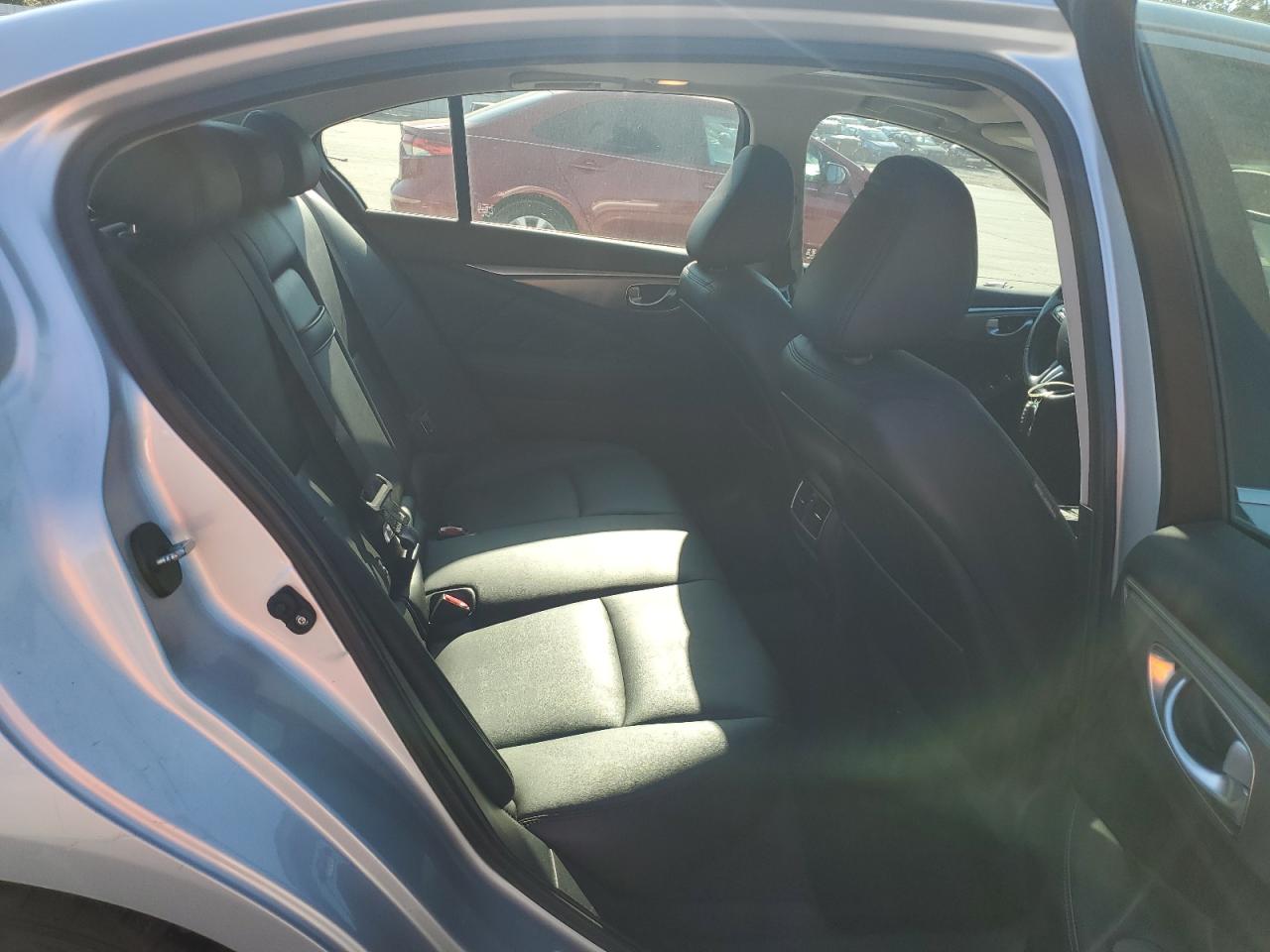 INFINITI Q50 PREMIUM