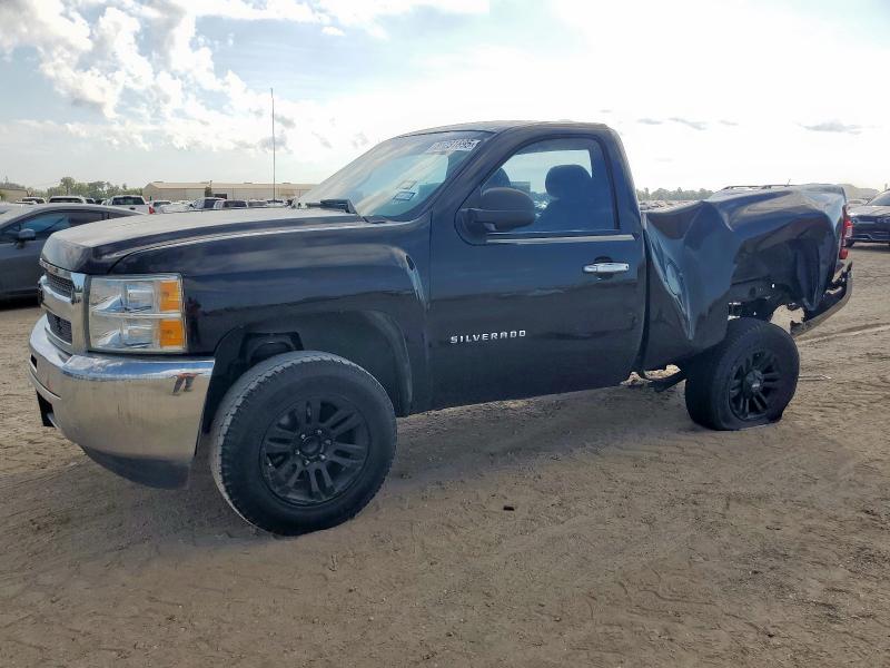 Global Auto Auctions: 2013 CHEVROLET SILVERADO