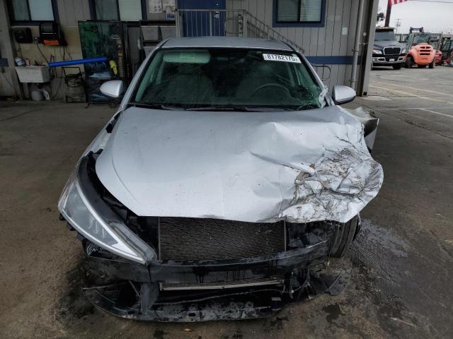 2019 HYUNDAI ELANTRA SE KMHD74LF0KU757010