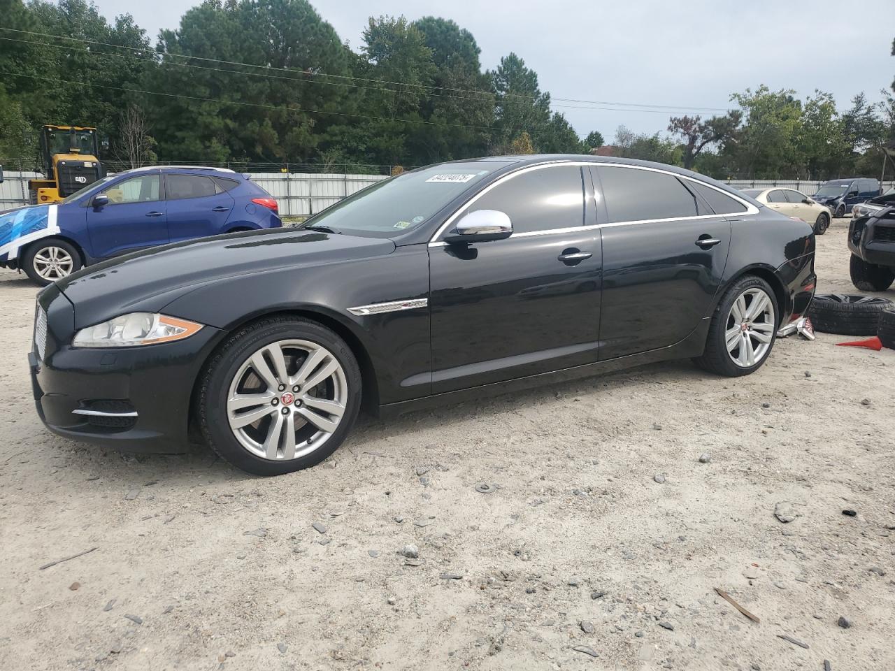 JAGUAR XJ PORTFOLIO