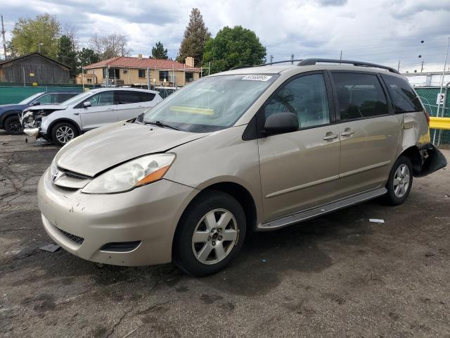 TOYOTA SIENNA XLE