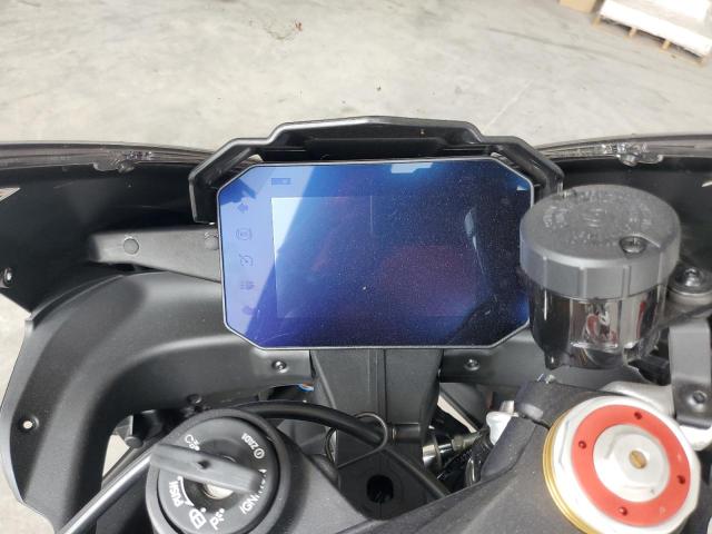 2024 APRILIA RSV4 1100 ZD4KYUA03RS000927