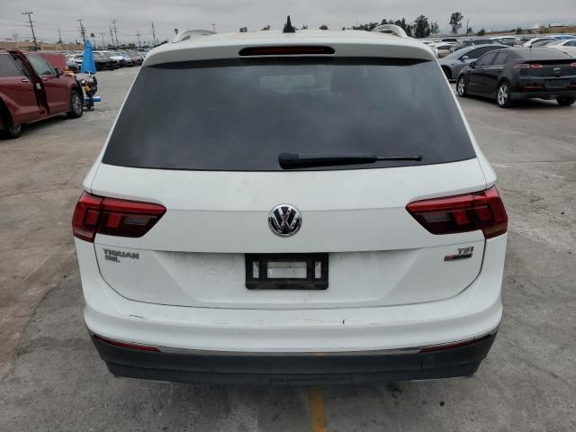 2018 VOLKSWAGEN TIGUAN SE 3VV2B7AX4JM184723