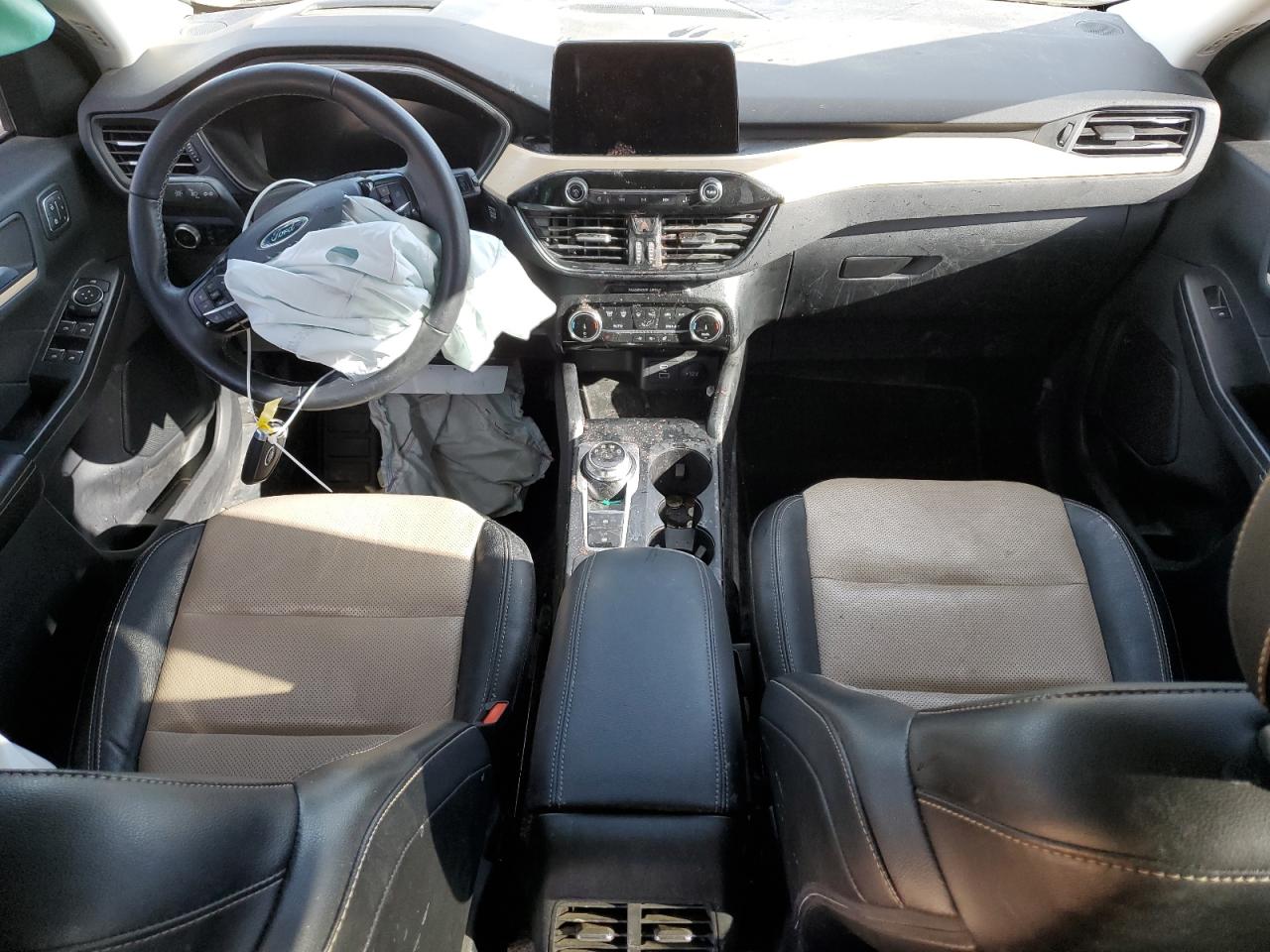 FORD ESCAPE TITANIUM