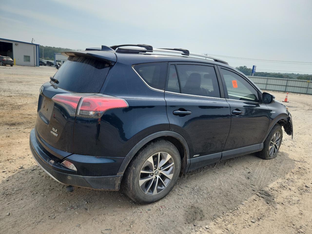 TOYOTA RAV4 LE
