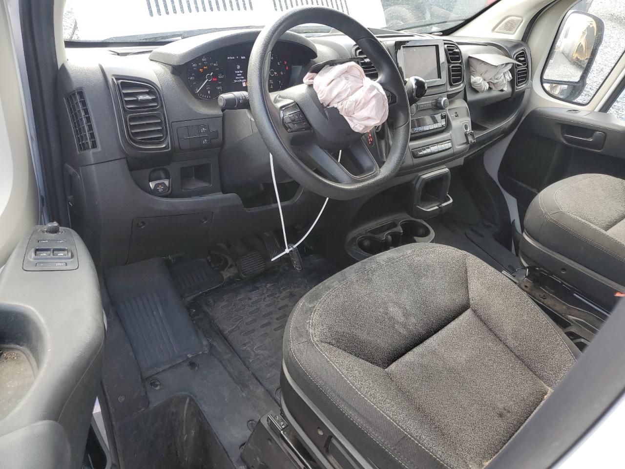 RAM PROMASTER 1500 HIGH