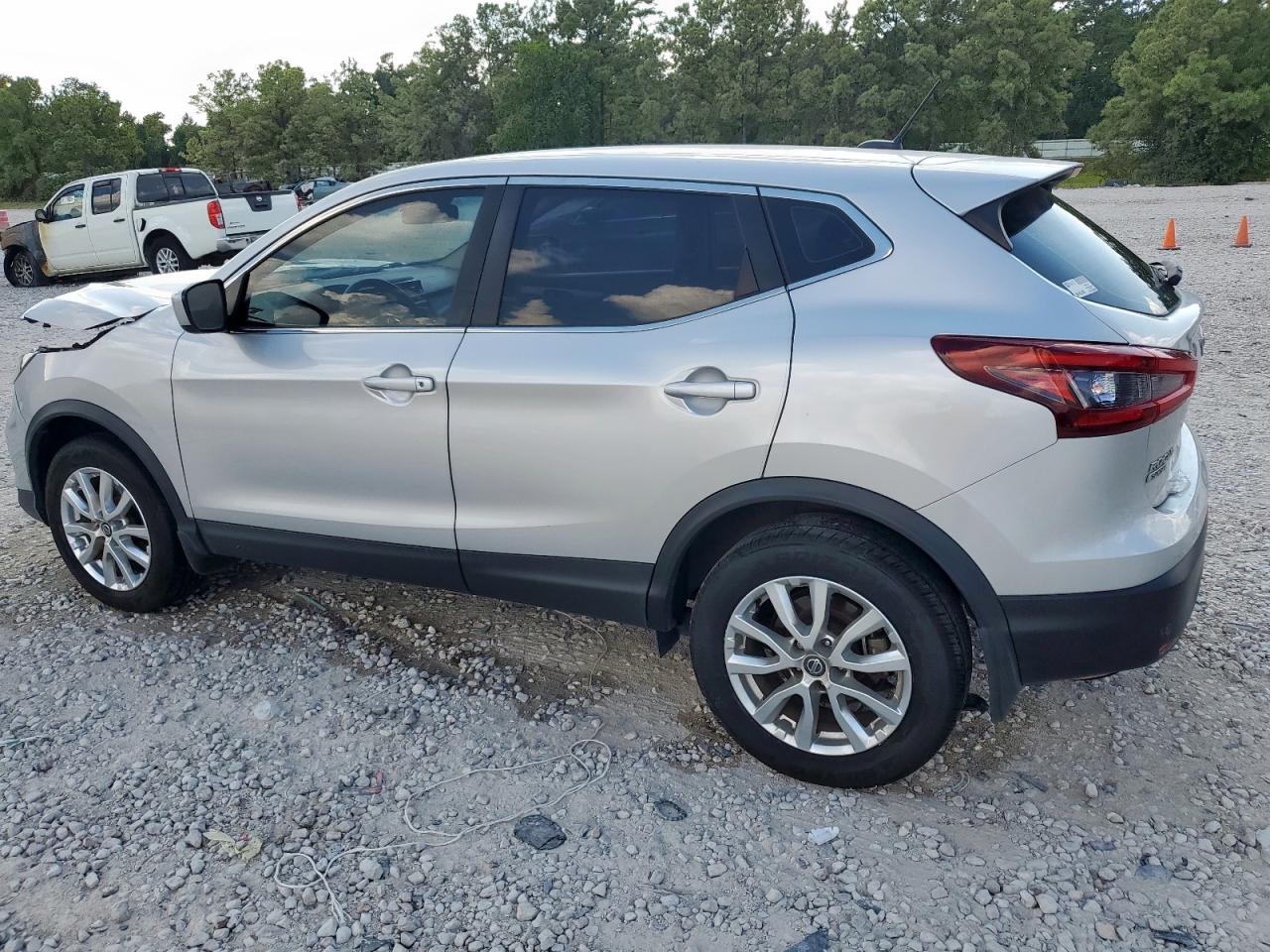 NISSAN ROGUE SPORT S