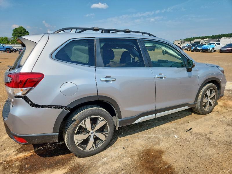 2019 SUBARU FORESTER T JF2SKAWC2KH472815