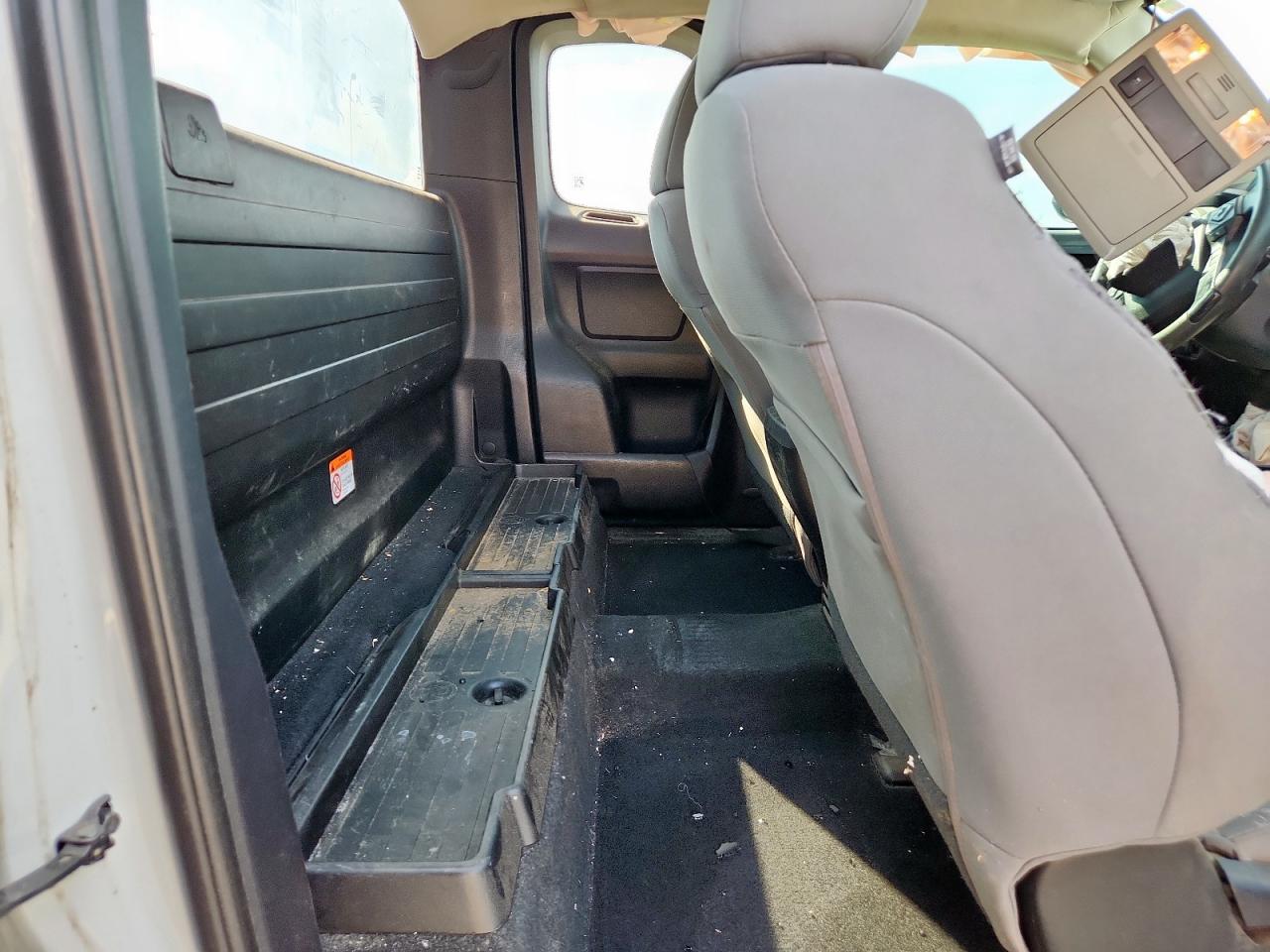 TOYOTA TACOMA ACCESS CAB