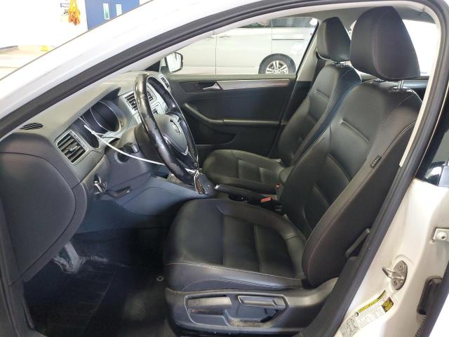 2018 VOLKSWAGEN JETTA SE 3VWDB7AJ7JM258085