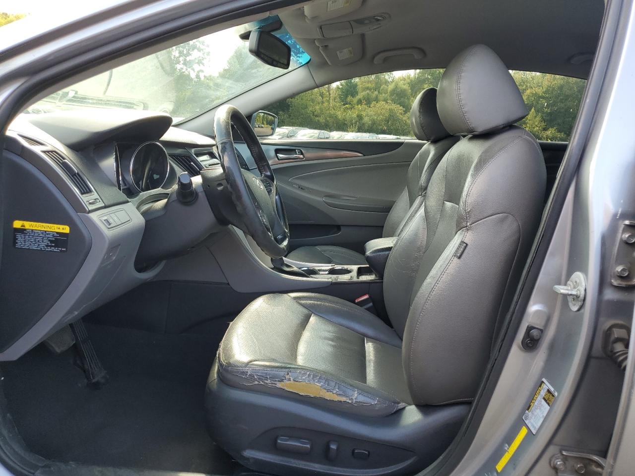 HYUNDAI SONATA HYBRID