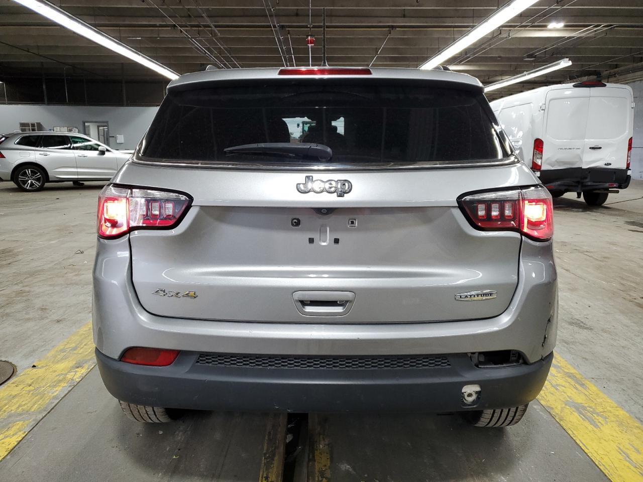 JEEP COMPASS LATITUDE