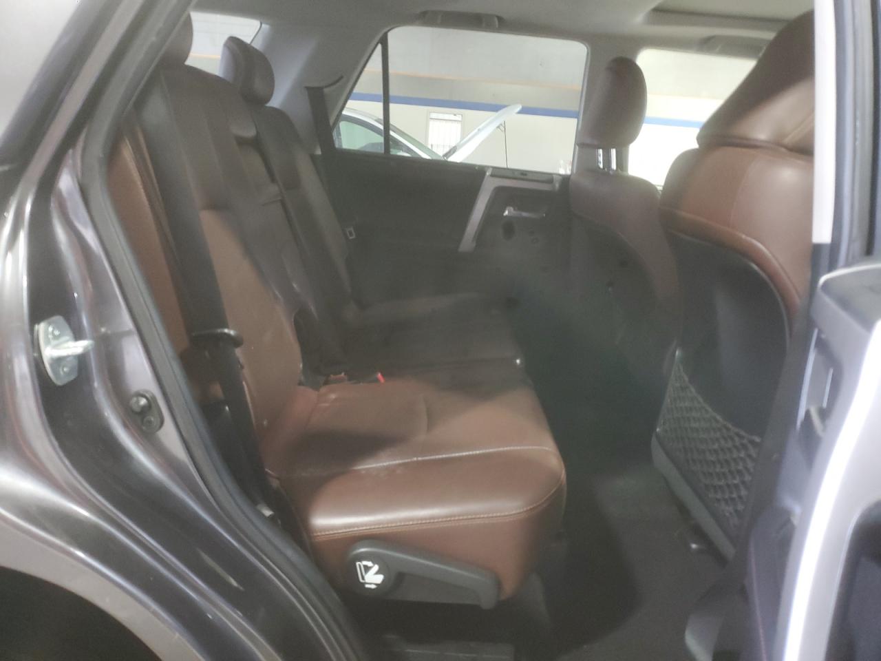 TOYOTA 4RUNNER SR5/SR5 PREMIUM