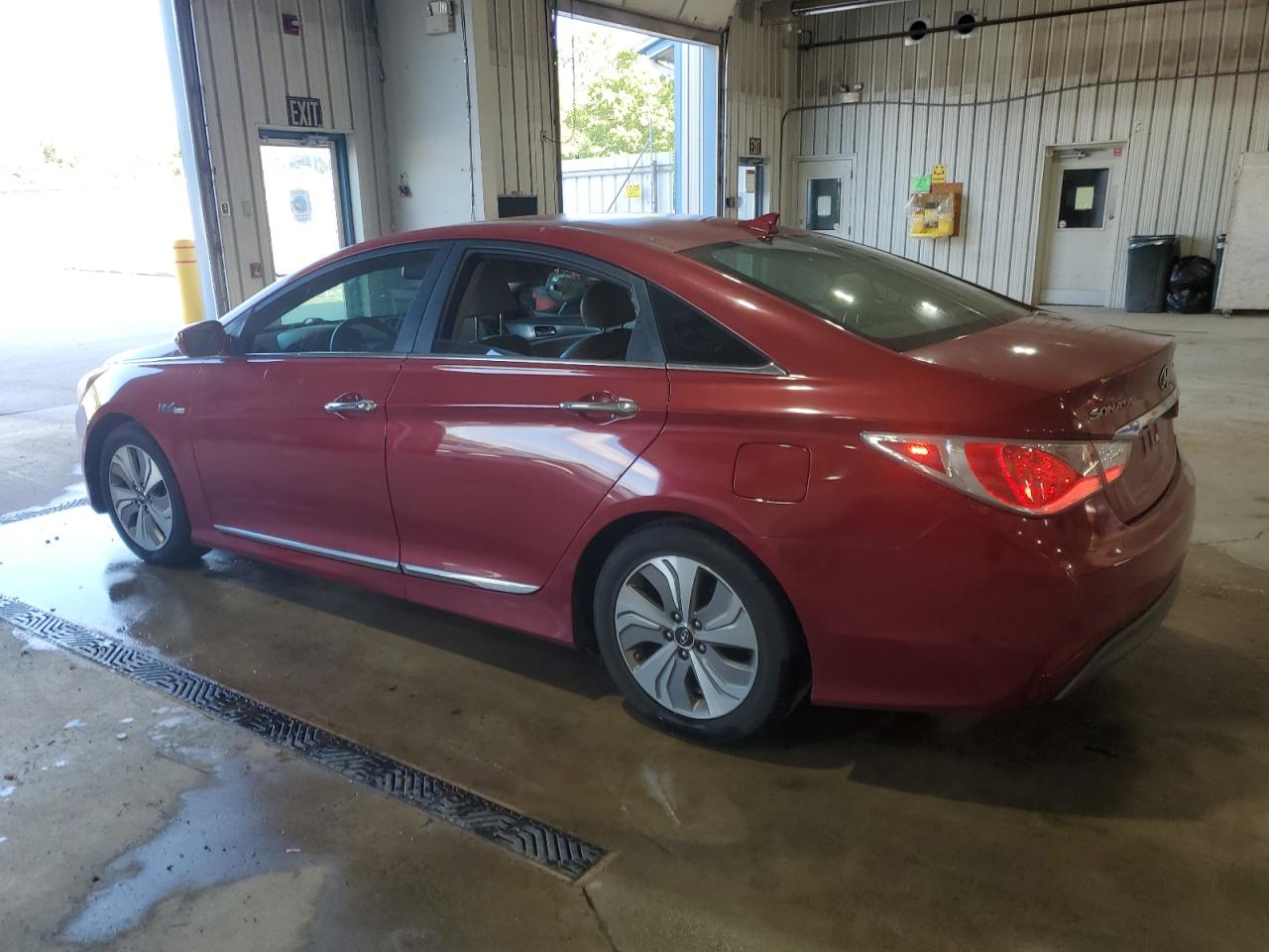 HYUNDAI SONATA HYBRID