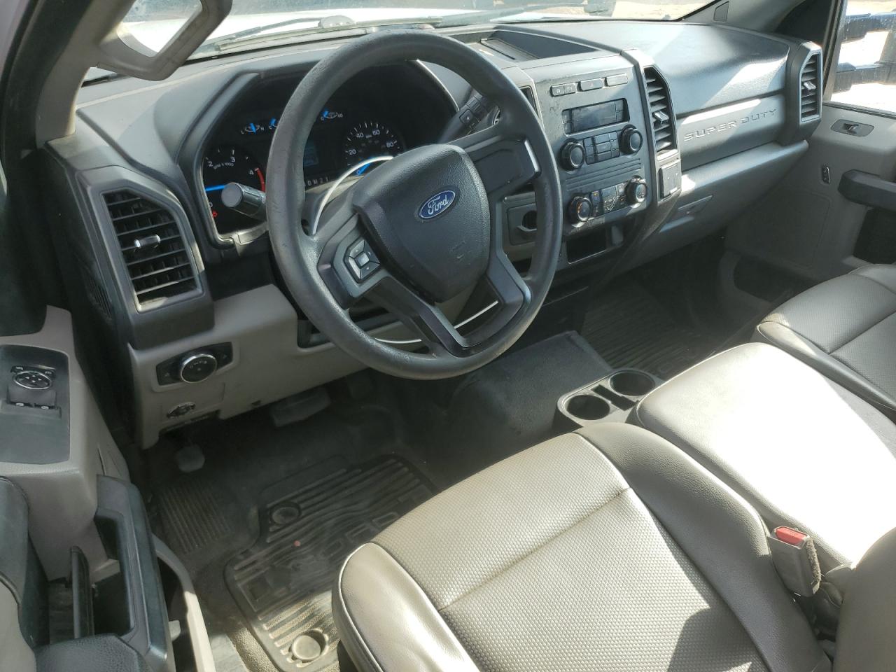 FORD F-450 SUPER DUTY