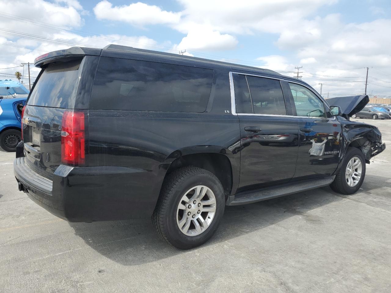 CHEVROLET SUBURBAN C1500 LS