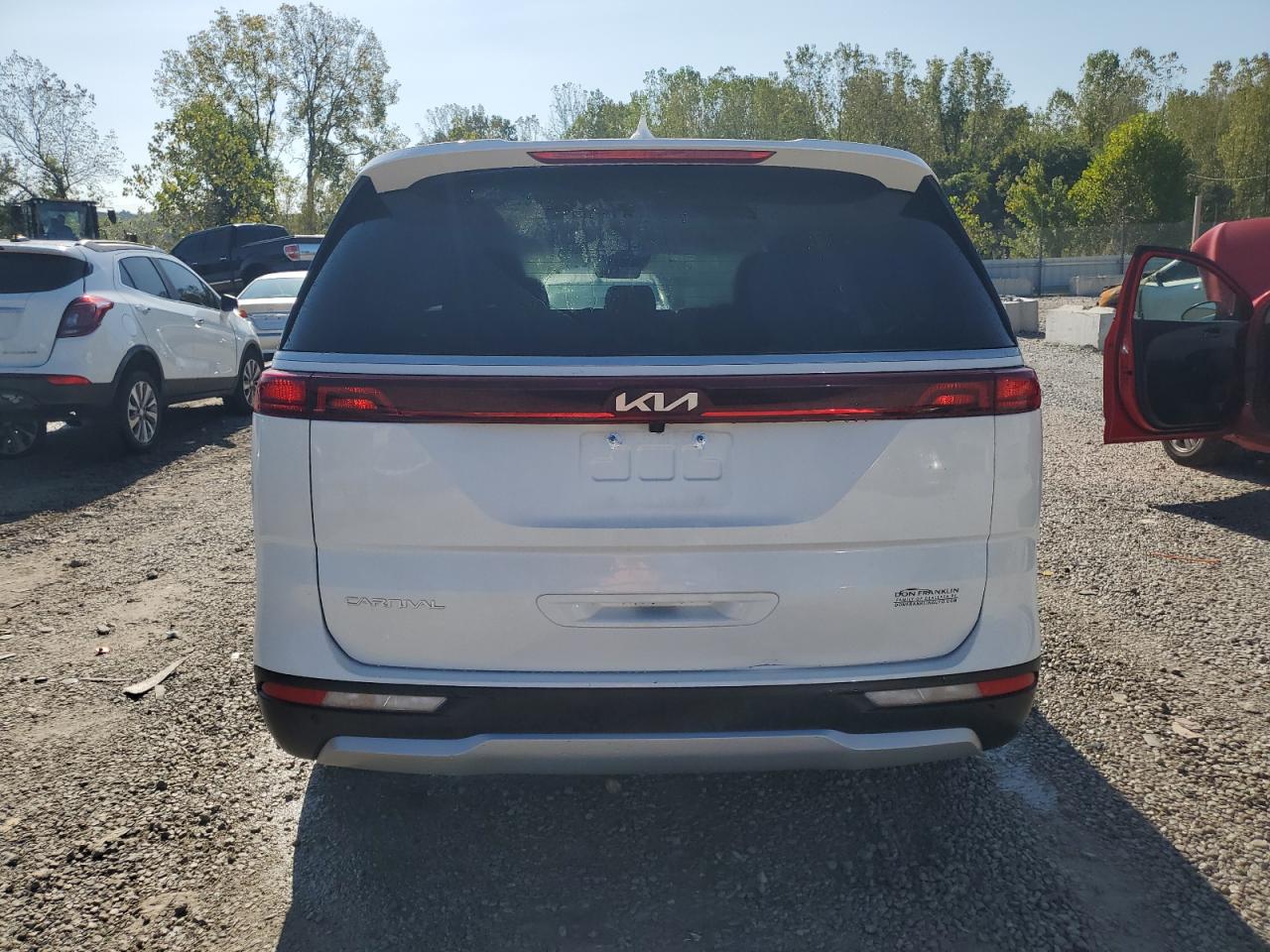 KIA CARNIVAL EX