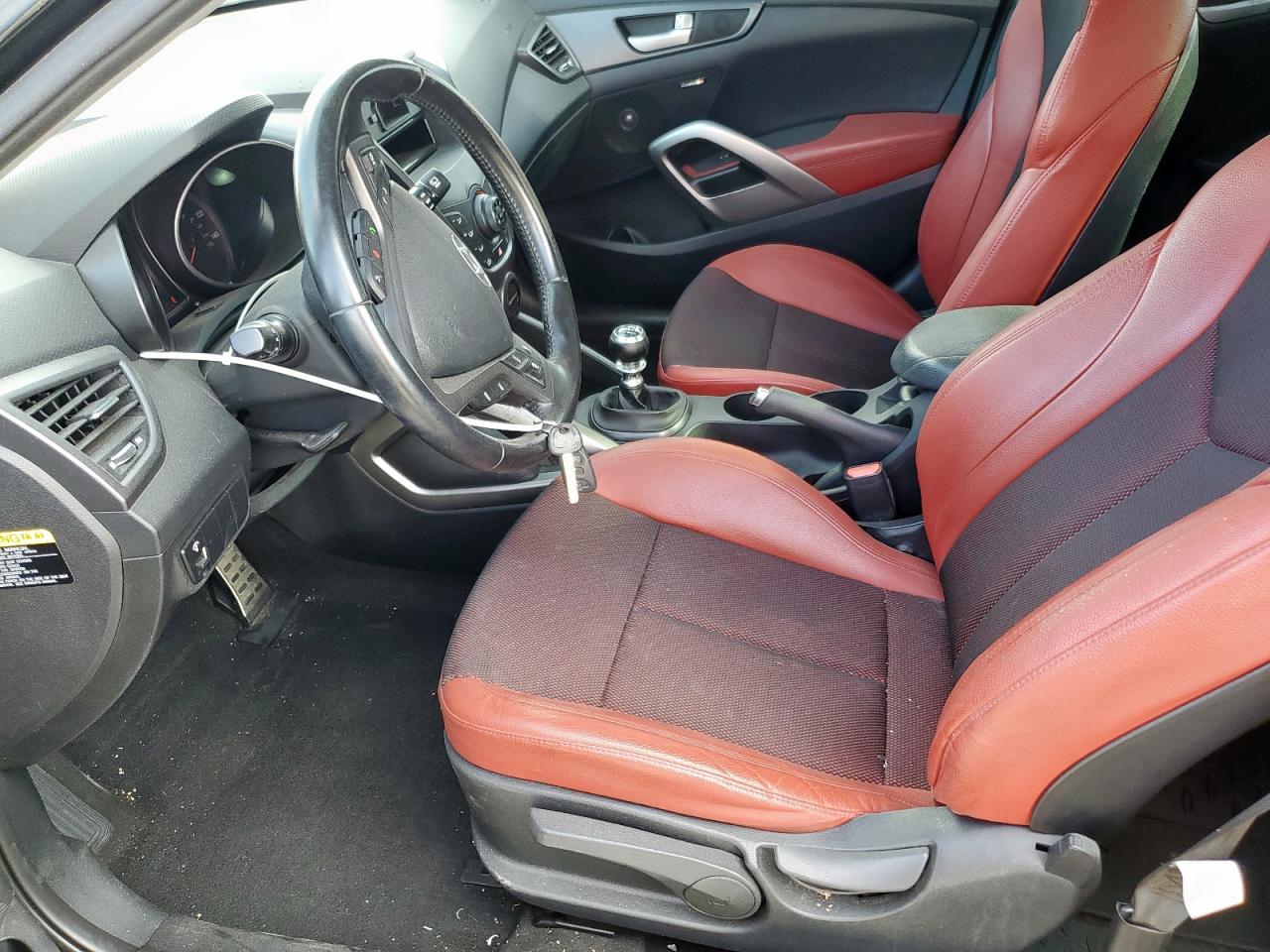 HYUNDAI VELOSTER TURBO