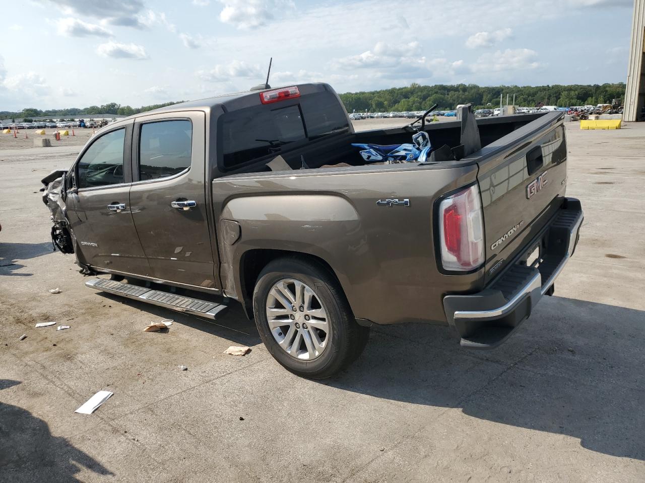 GMC CANYON SLT