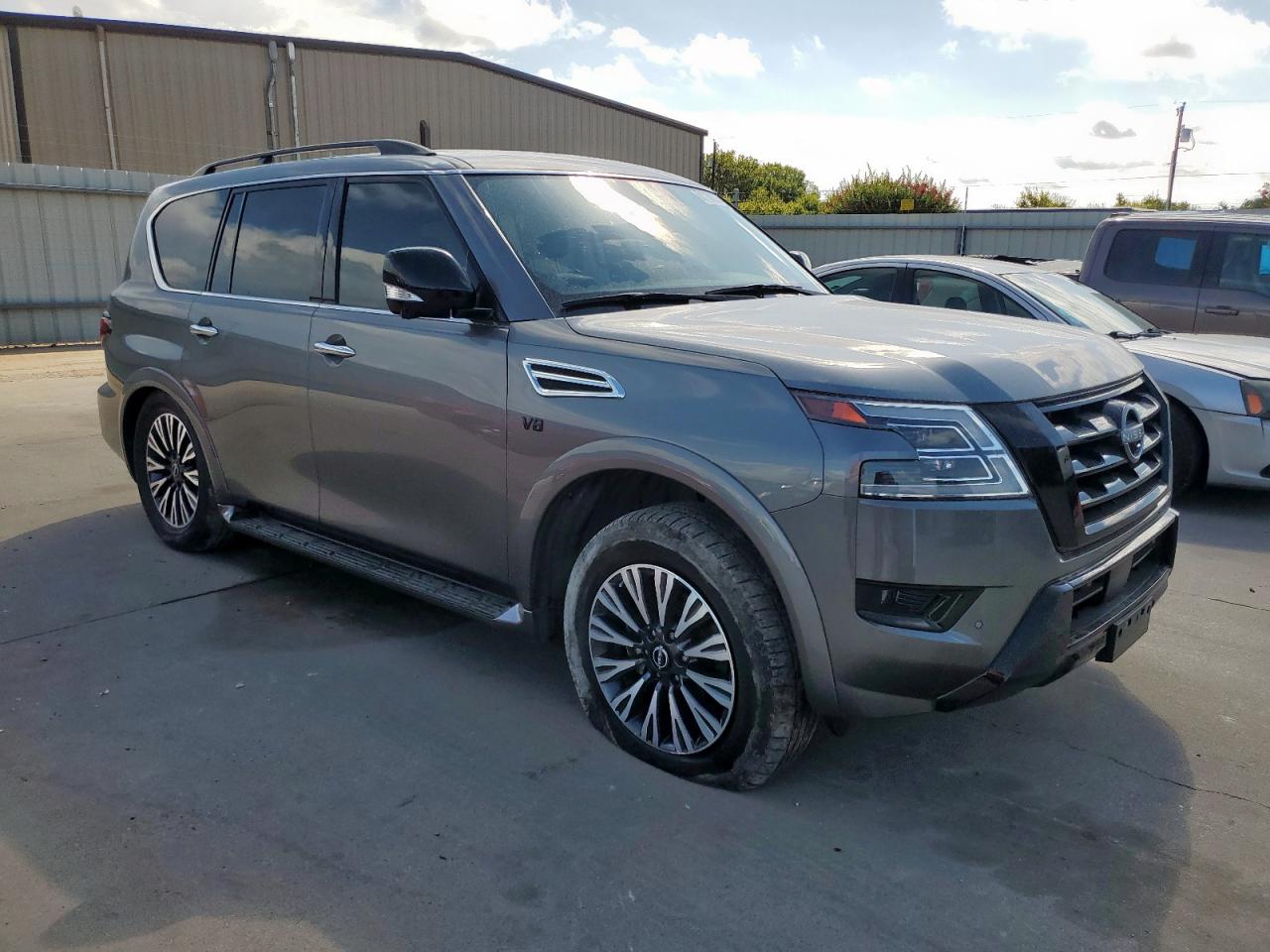 NISSAN ARMADA SL