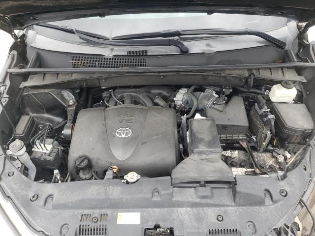 2019 TOYOTA HIGHLANDER 5TDJZRFH6KS622002