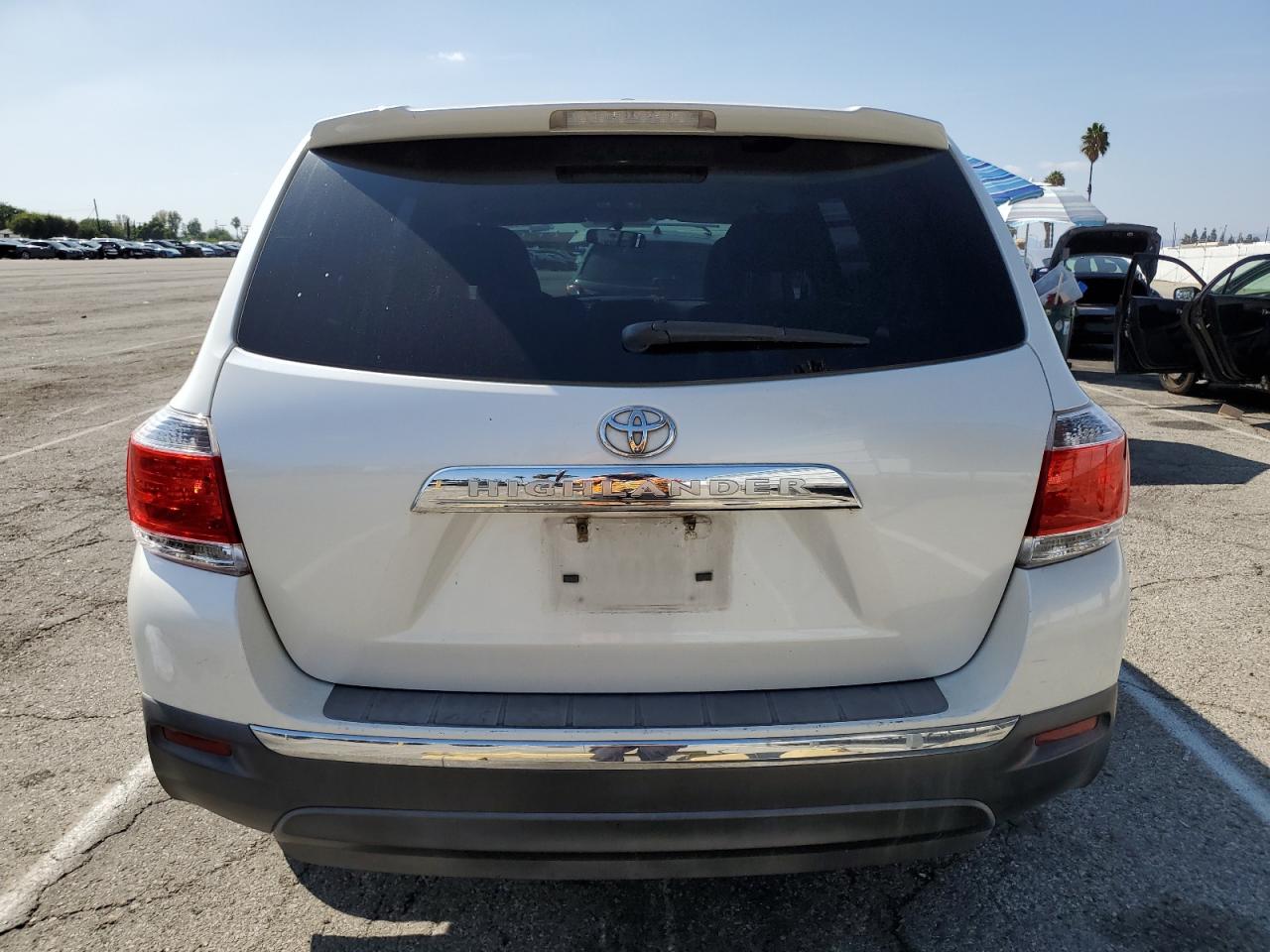 TOYOTA HIGHLANDER BASE