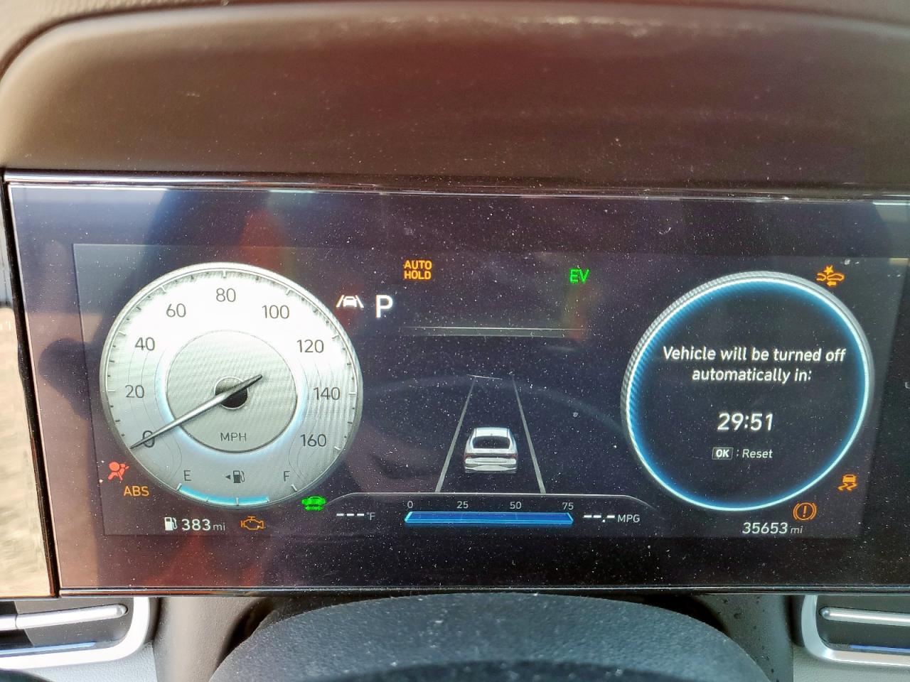 HYUNDAI ELANTRA LIMITED