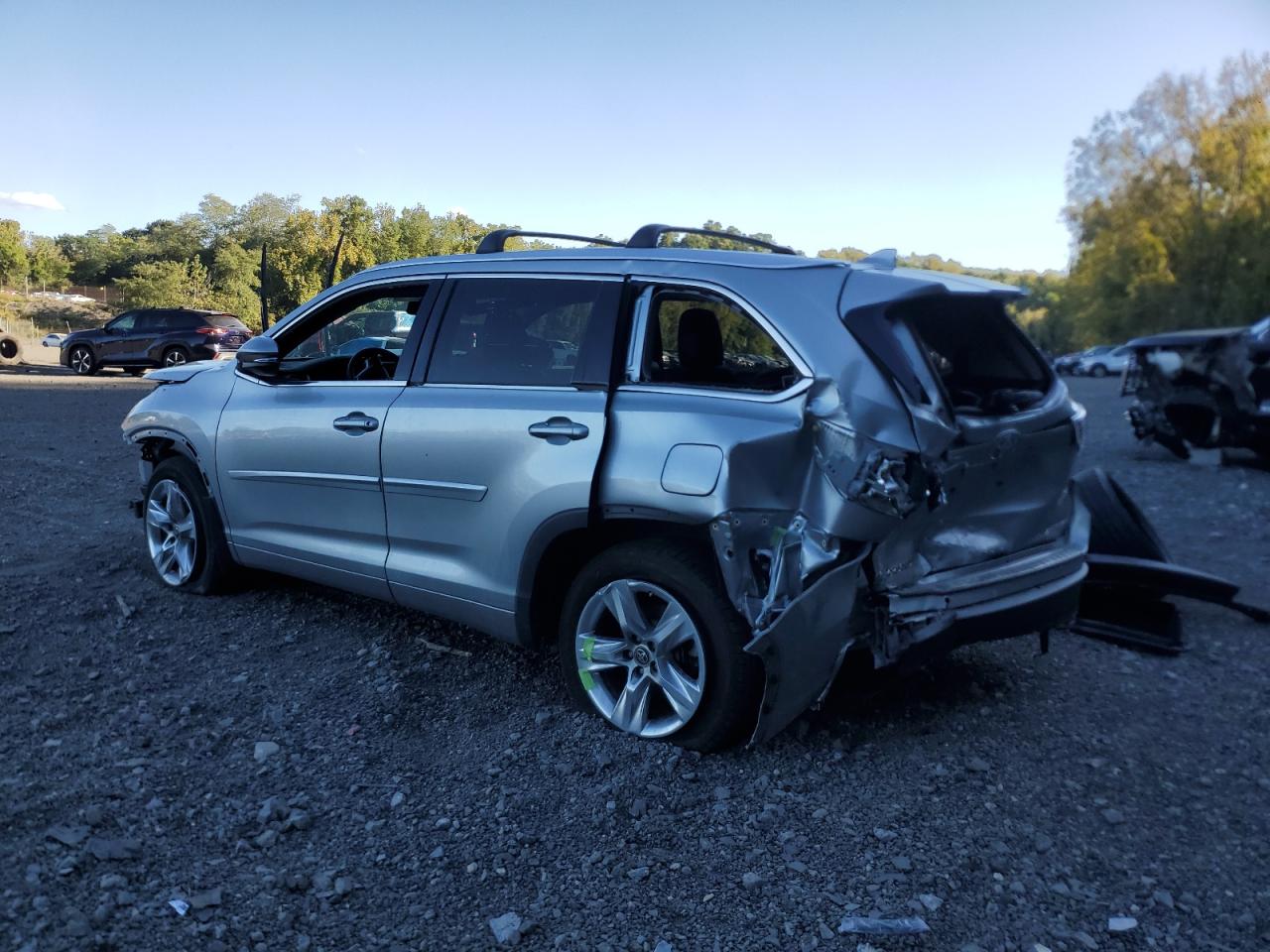 TOYOTA HIGHLANDER LIMITED