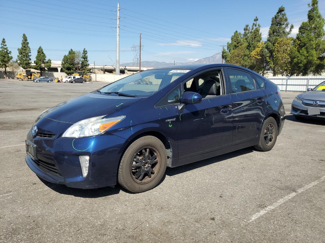 TOYOTA PRIUS