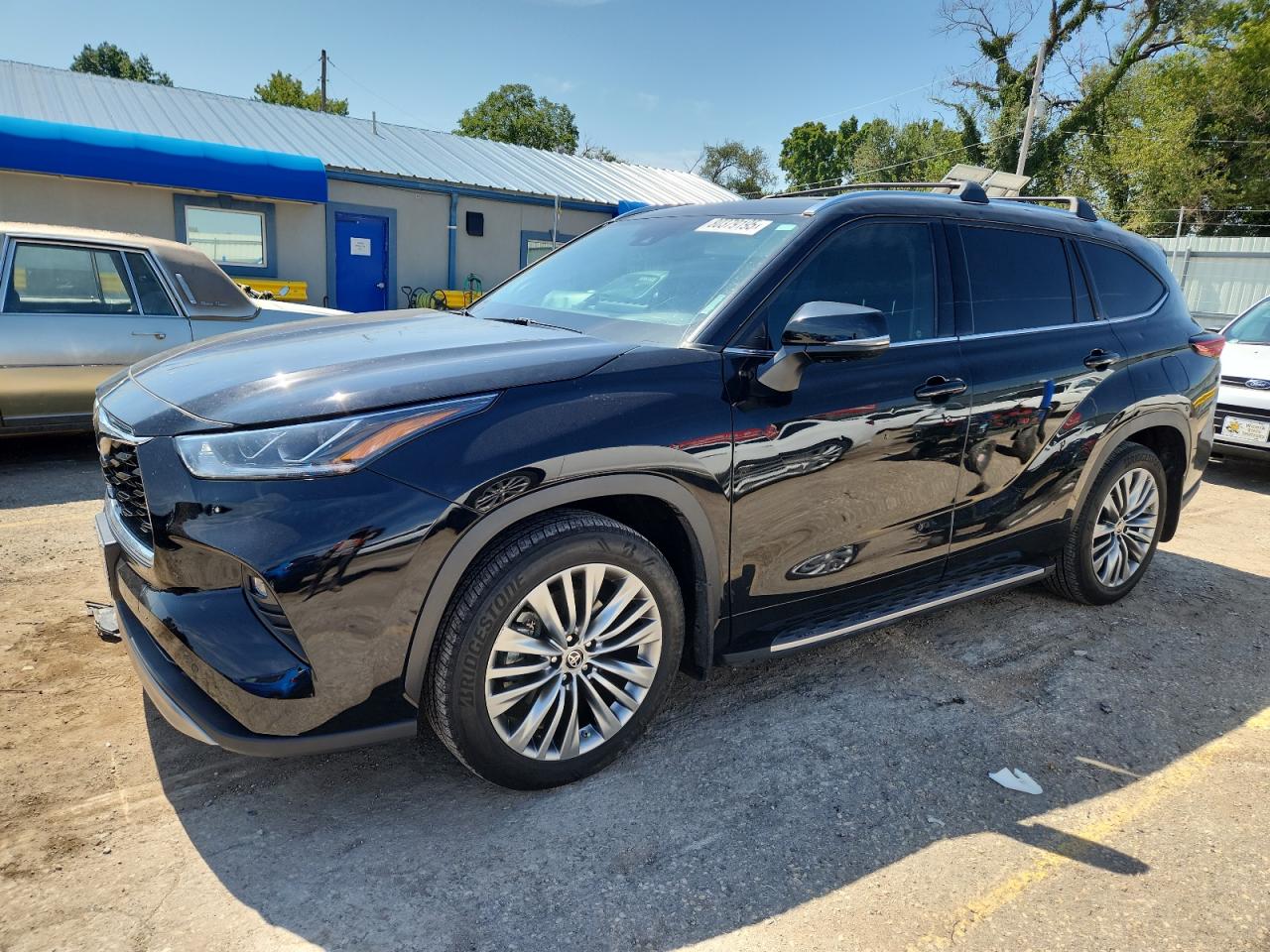 TOYOTA HIGHLANDER PLATINUM