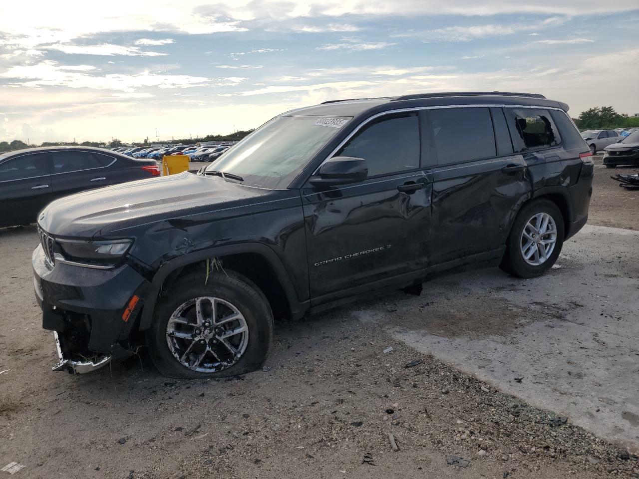JEEP GRAND CHEROKEE L LAREDO