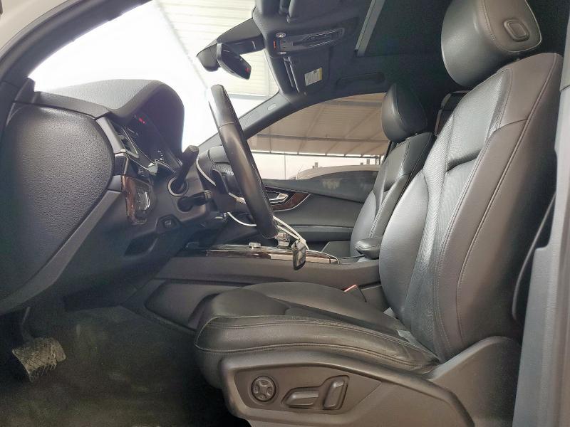 2017 AUDI Q7 PREMIUM WA1LAAF72HD033374