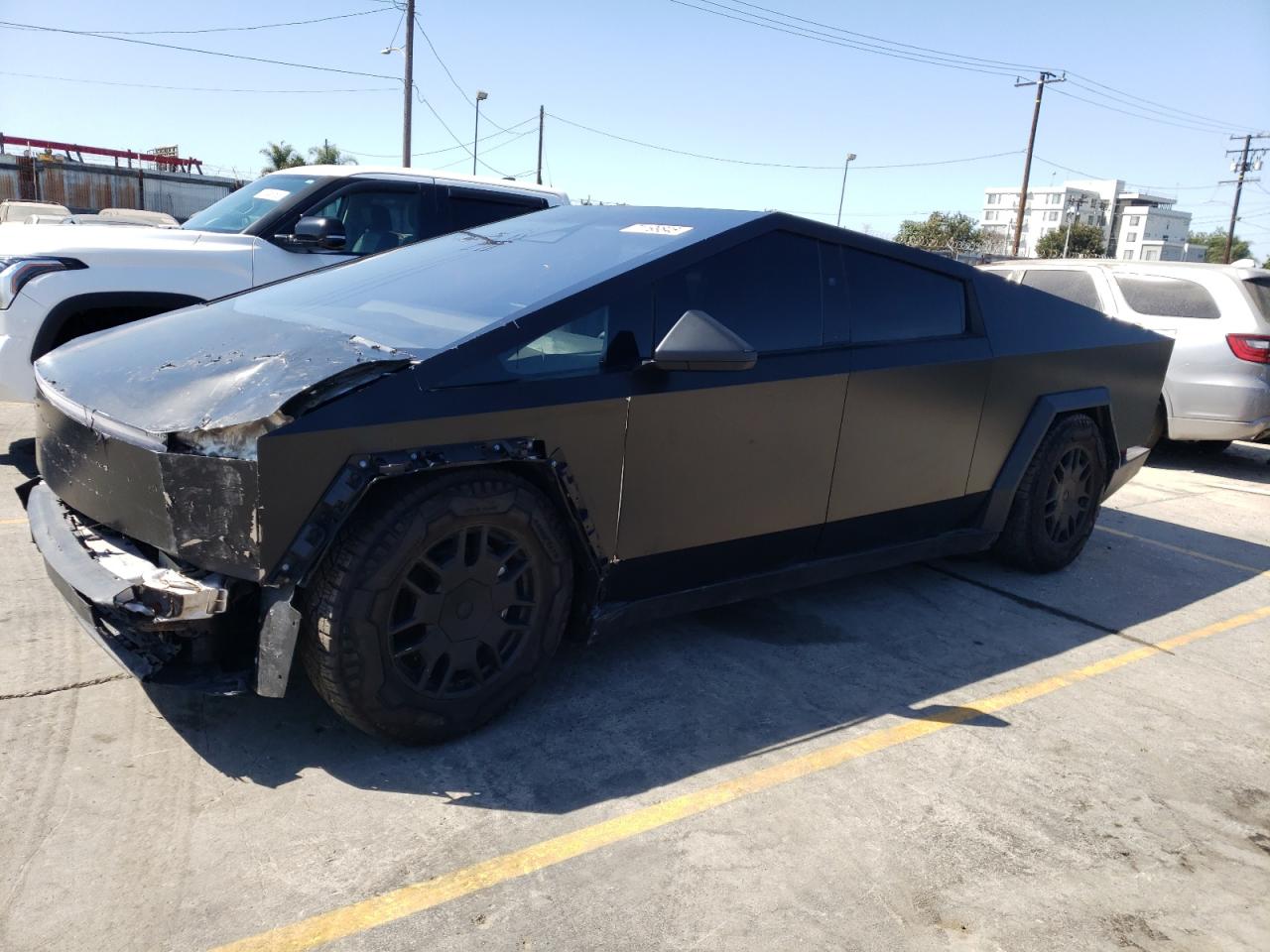 TESLA CYBERTRUCK