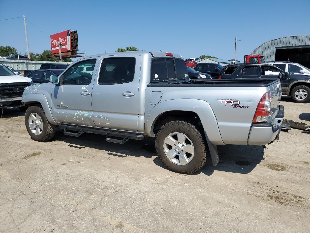 TOYOTA TACOMA DOUBLE CAB