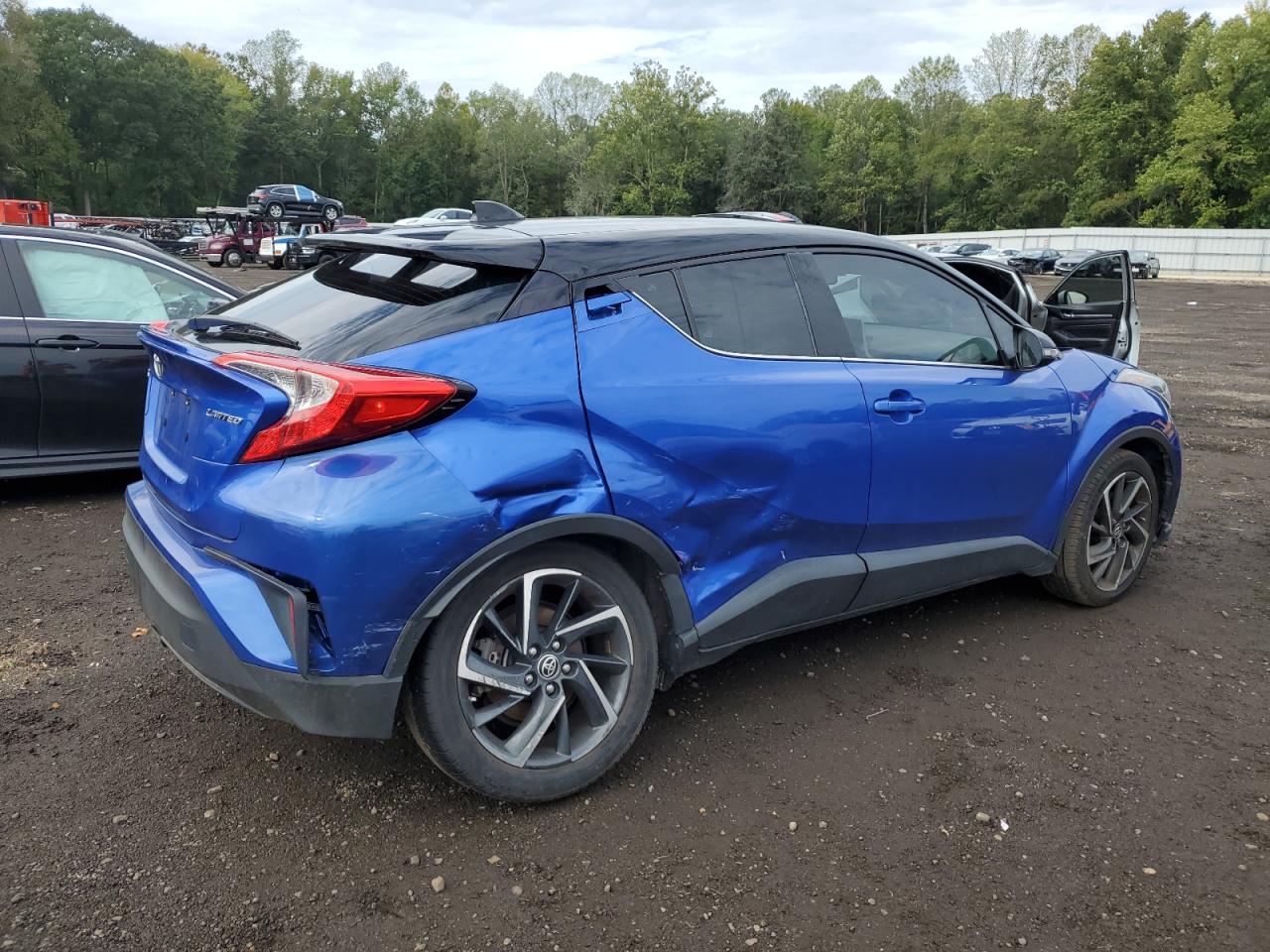 TOYOTA C-HR XLE