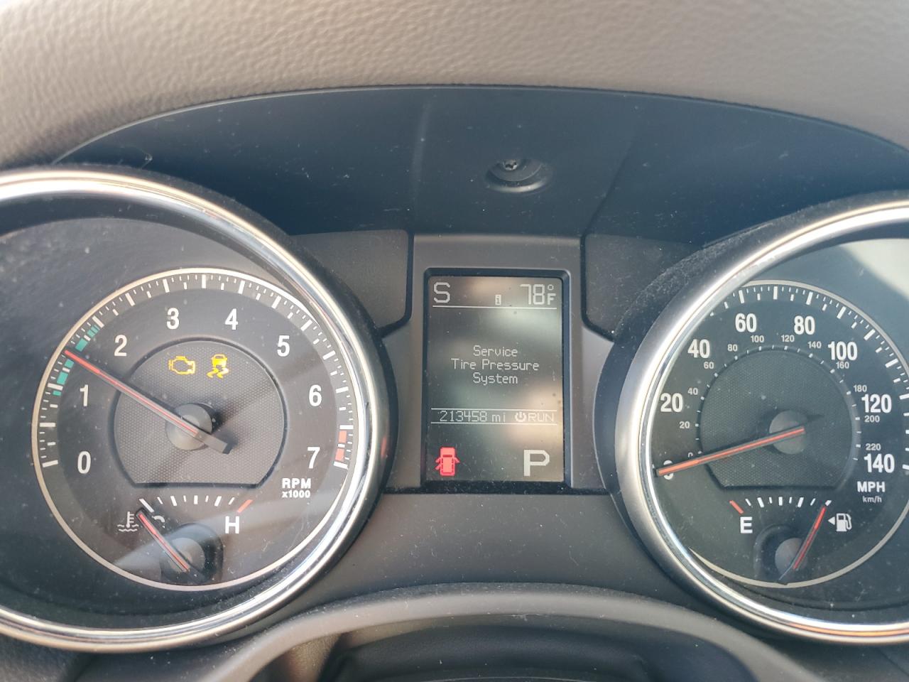 JEEP GRAND CHEROKEE LAREDO