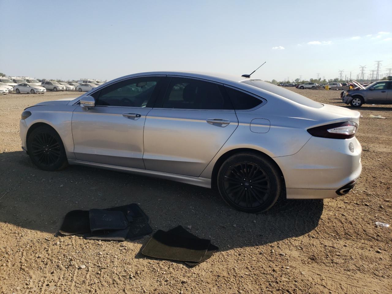 FORD FUSION SE