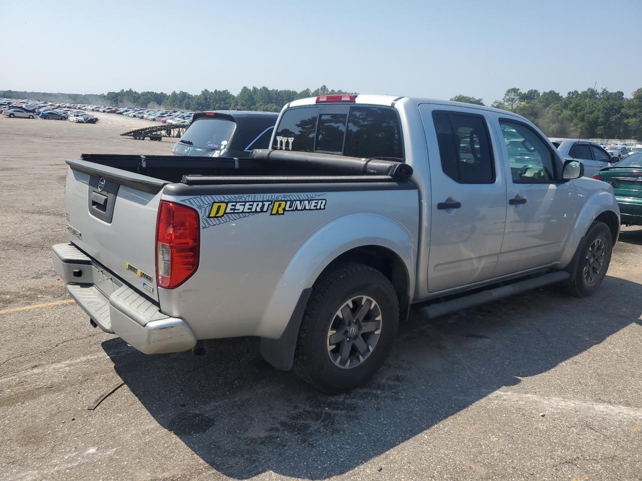 NISSAN FRONTIER S