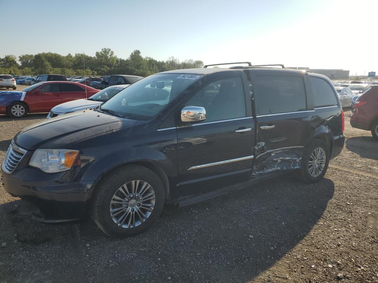 CHRYSLER TOWN & COUNTRY TOURING L