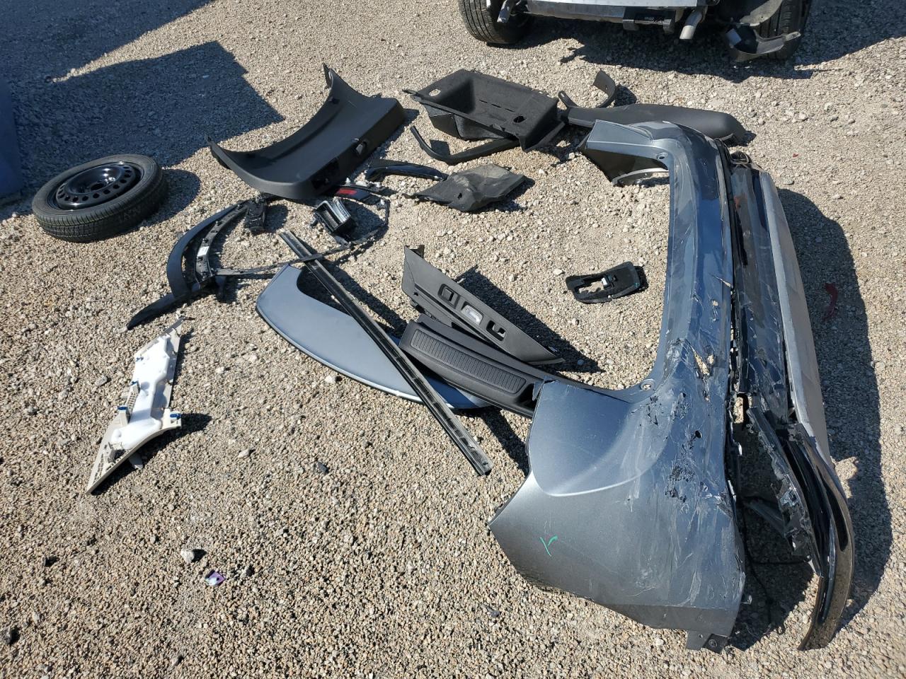 BUICK ENVISION ESSENCE