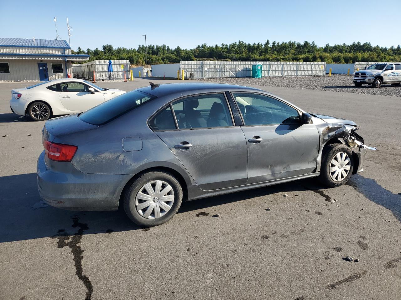 VOLKSWAGEN JETTA BASE