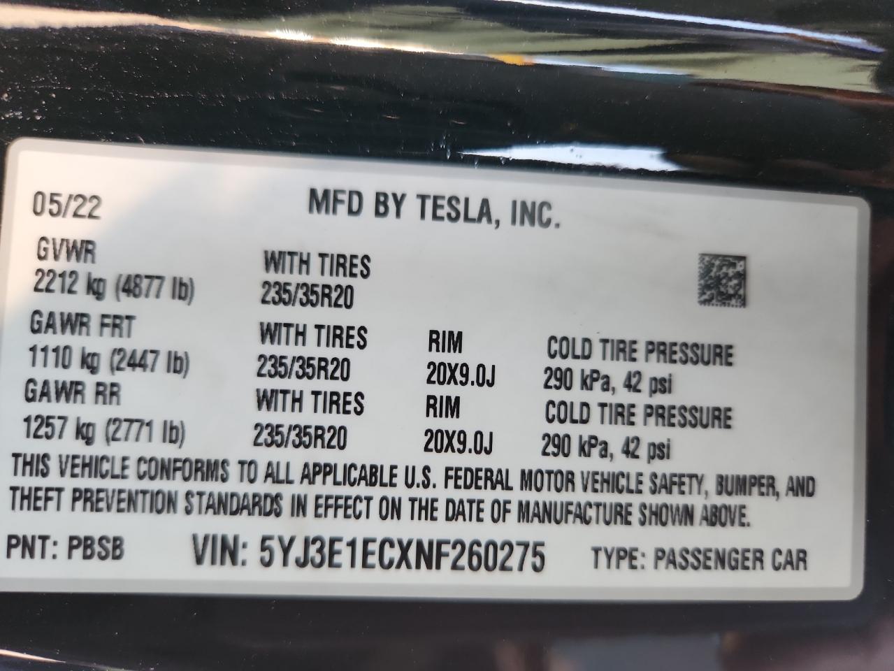TESLA MODEL 3