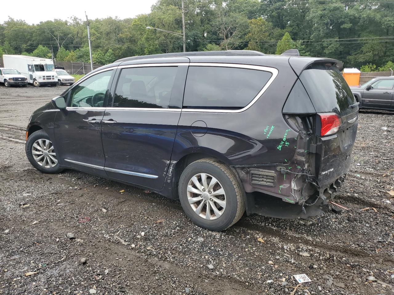 CHRYSLER PACIFICA TOURING L