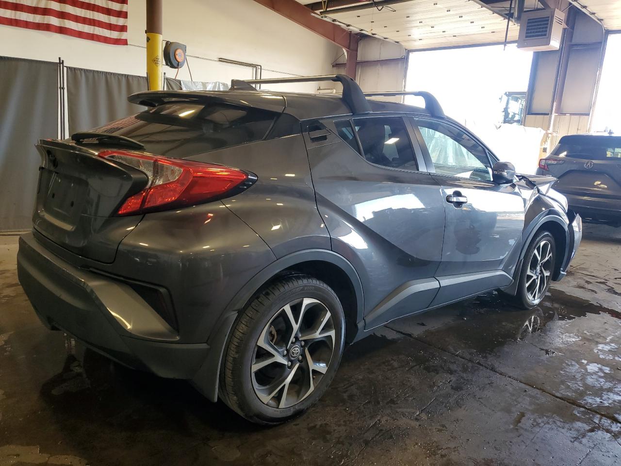 TOYOTA C-HR XLE