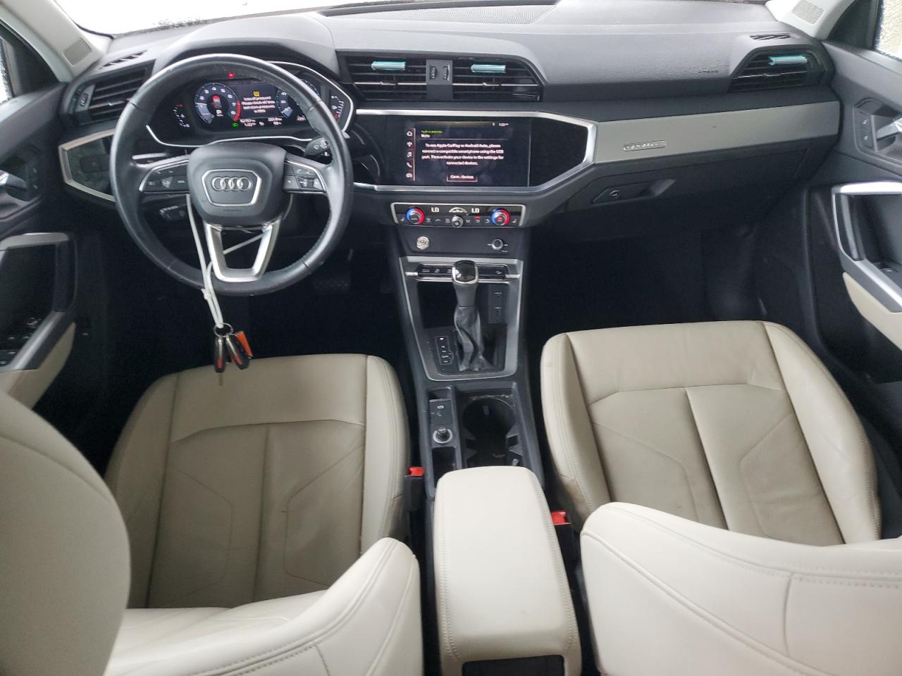 AUDI Q3 PREMIUM S LINE